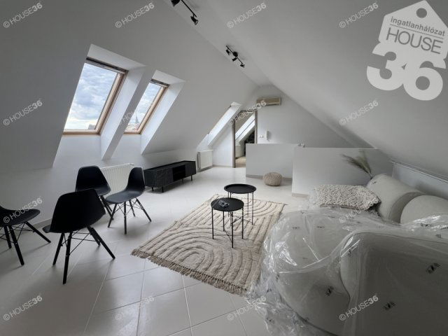 Eladó téglalakás, Kecskeméten 52.5 M Ft, 2 szobás