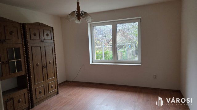 Eladó családi ház, Debrecenben 79.9 M Ft, 3 szobás