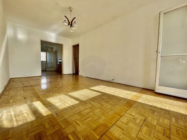 Eladó panellakás, Budapesten, XIV. kerületben 62.5 M Ft, 2 szobás