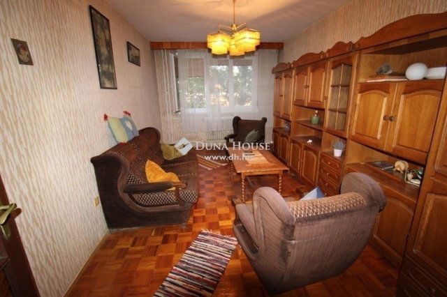 Eladó panellakás, Budaörsön 85 M Ft, 3 szobás