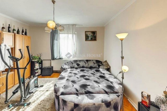 Eladó családi ház, Kecskeméten 45 M Ft, 6 szobás