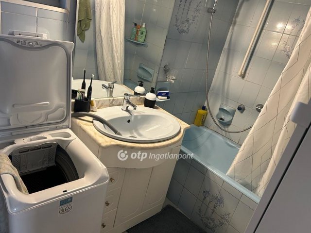 Eladó családi ház, Budapesten, XVII. kerületben 84.9 M Ft