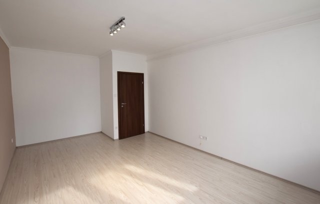 Eladó téglalakás, Debrecenben 69.9 M Ft, 2 szobás