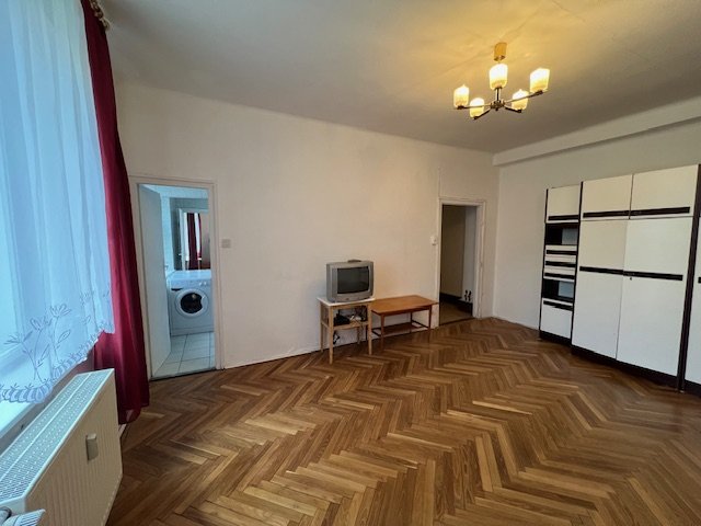 Eladó téglalakás, Budapesten, XIII. kerületben, Tahi utcában