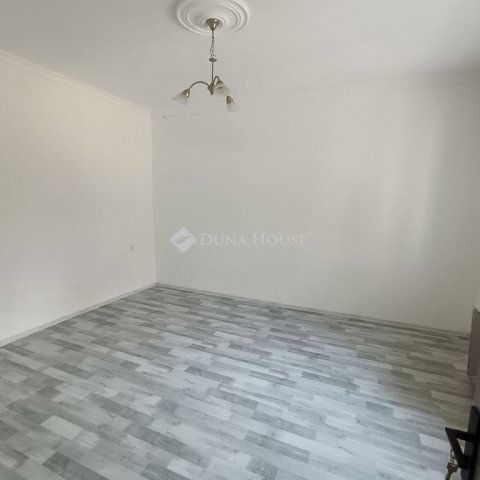 Eladó családi ház, Kecskeméten 41 M Ft, 3 szobás