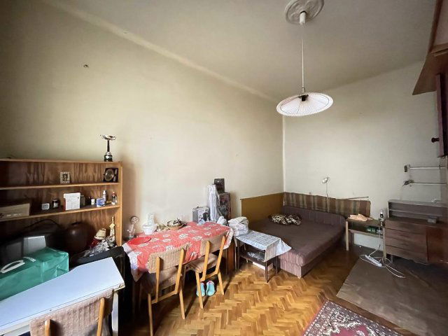 Eladó téglalakás, Budapesten, VII. kerületben, Csengery utcában