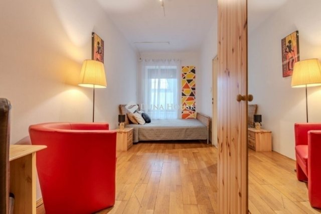 Eladó téglalakás, Budapesten, V. kerületben 144.9 M Ft, 5 szobás