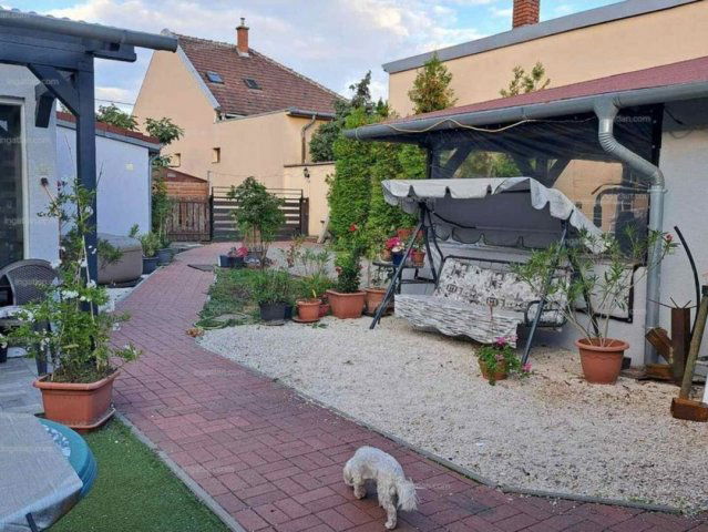 Eladó sorház, Budapesten, XX. kerületben 77 M Ft, 2 szobás