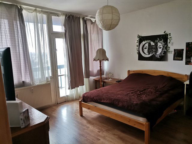 Eladó panellakás, Gödöllőn 57 M Ft, 3 szobás
