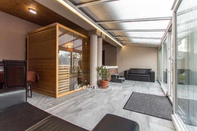 Eladó hotel, Balatonfenyvesen 369 M Ft / költözzbe.hu