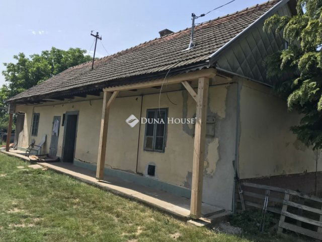 Eladó családi ház, Sárbogárdon 17.9 M Ft, 2 szobás