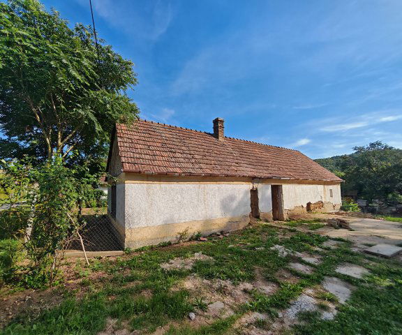 Eladó családi ház, Kisberényen 9.9 M Ft, 2 szobás