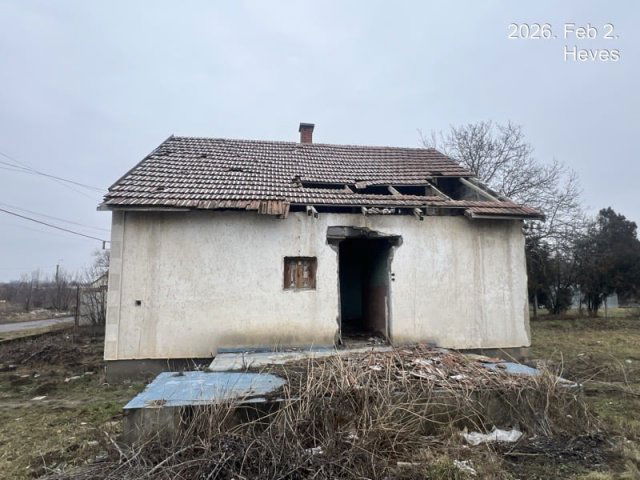 Eladó családi ház, Hevesen 2 M Ft, 1+1 szobás