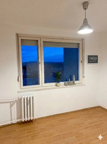 Eladó panellakás, Dunakeszin 74 M Ft, 3+1 szobás