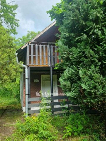 Eladó nyaraló, Dömsödön 11 M Ft, 2 szobás