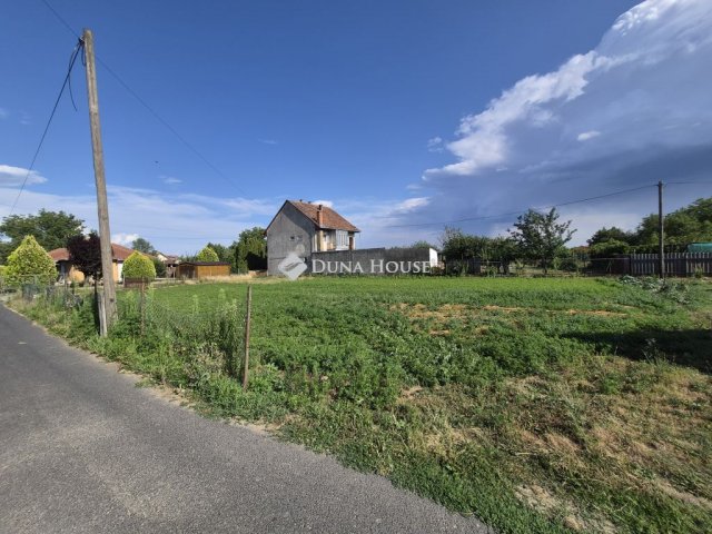 Eladó telek, Zalaegerszegen, Hajnóczy József utcában 15.5 M Ft