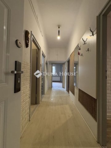 Eladó téglalakás, Budapesten, XXI. kerületben 56 M Ft, 2 szobás
