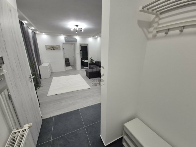 Eladó téglalakás, Pécsett 52.5 M Ft, 2 szobás