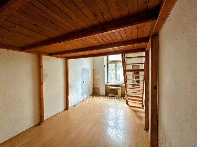 Eladó téglalakás, Budapesten, VIII. kerületben 49.5 M Ft