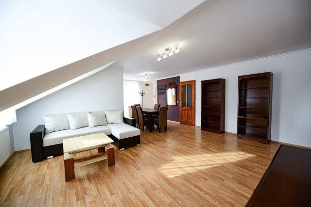 Kiadó téglalakás, albérlet, Kecskeméten 220 E Ft / hó