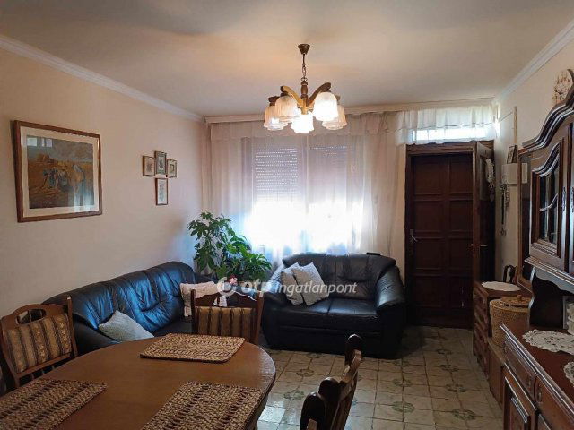 Eladó családi ház, Hajdúhadházon 56 M Ft, 1+3 szobás