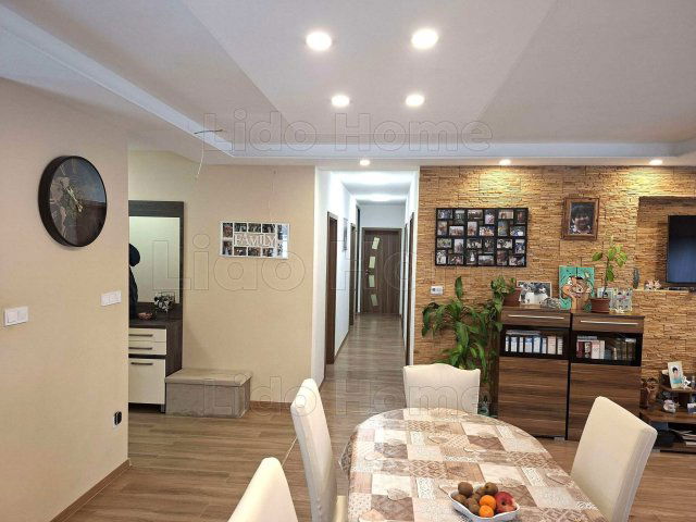 Eladó családi ház, Darnózseliben 109.99 M Ft, 5 szobás