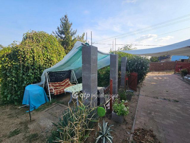 Eladó családi ház, Debrecenben 36.5 M Ft, 1 szobás