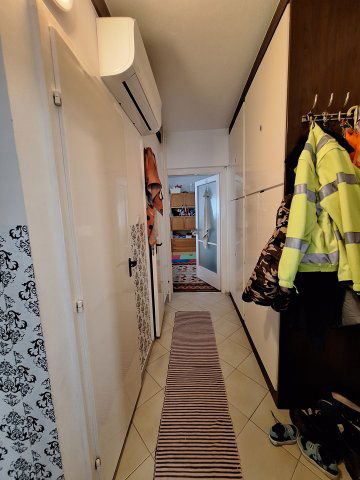 Eladó panellakás, Győrött 51 M Ft, 2+1 szobás