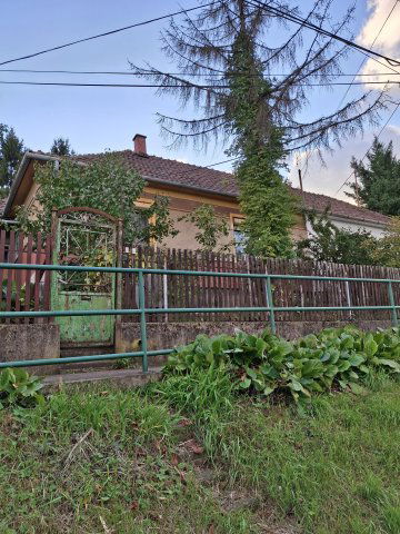 Eladó családi ház, Miskolcon 36.63 M Ft, 2+1 szobás