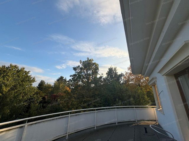 Eladó családi ház, Sopronban 220 M Ft, 4 szobás