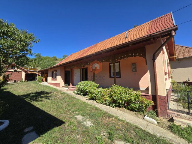 Eladó családi ház, Szászváron 34.9 M Ft, 3 szobás