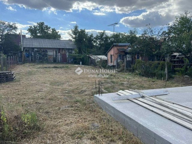 Eladó családi ház, Veresegyházon 55 M Ft, 4 szobás