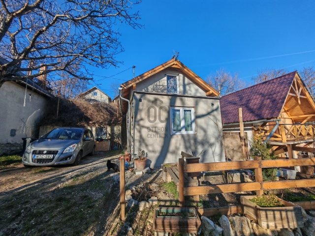 Eladó családi ház, Kesztölcön 24.9 M Ft, 2 szobás