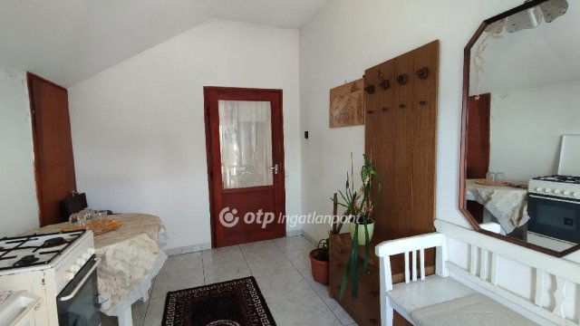 Eladó családi ház, Jászberényben 45 M Ft, 5 szobás