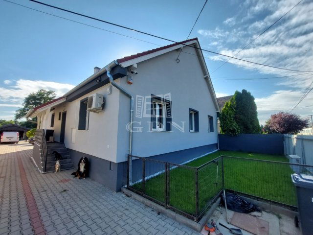 Eladó családi ház, Bükön 113.9 M Ft, 4 szobás