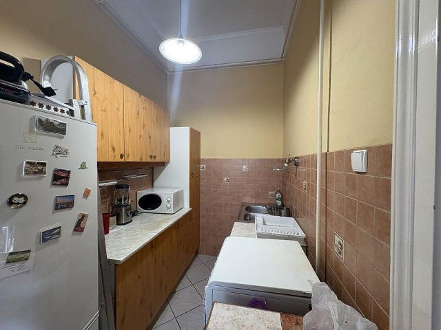 Eladó téglalakás, Budapesten, VII. kerületben 65 M Ft, 1 szobás