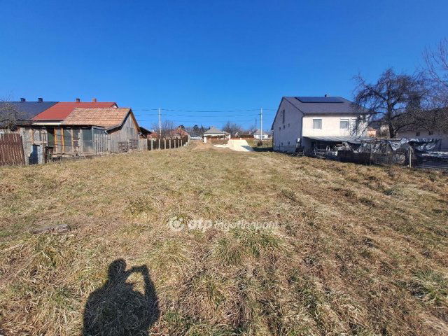 Eladó telek, Farkasgyepűn 15 M Ft / költözzbe.hu