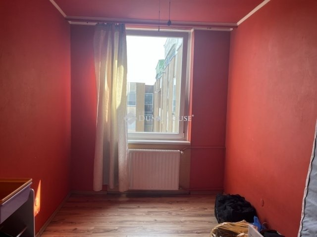 Eladó téglalakás, Budapesten, X. kerületben 59 M Ft, 4 szobás