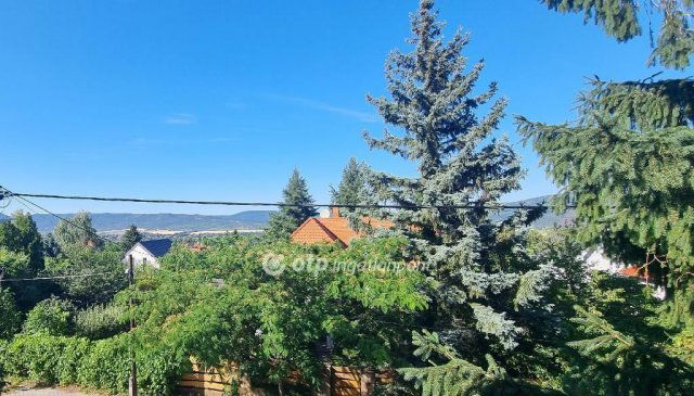 Eladó családi ház, Solymáron 182 M Ft, 4+1 szobás