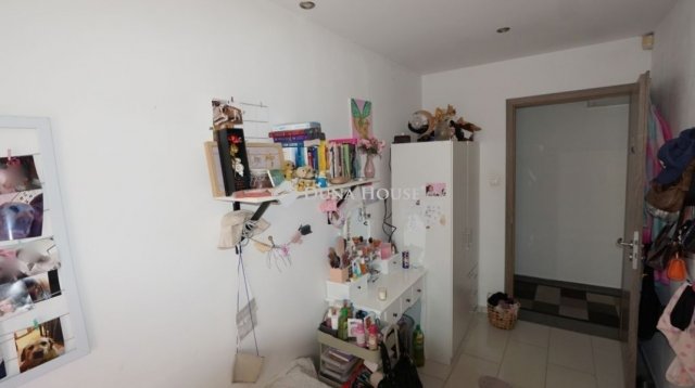 Eladó családi ház, Zalaegerszegen 84.9 M Ft, 5 szobás