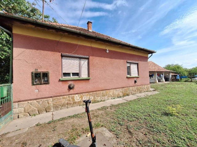 Eladó családi ház, Tiszaörsön 17.99 M Ft, 3+1 szobás