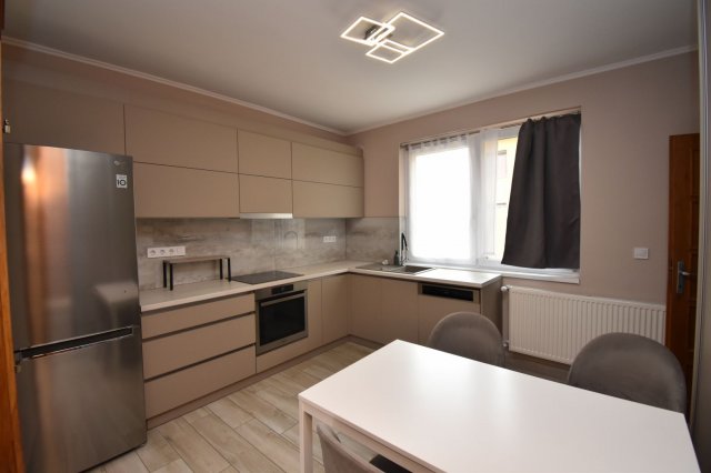 Kiadó téglalakás, albérlet, Debrecenben 390 E Ft / hó, 4 szobás