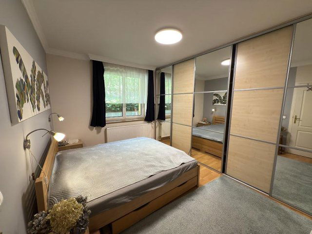 Eladó családi ház, Szentendrén 138.9 M Ft, 5 szobás