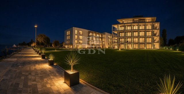 Eladó téglalakás, Balatonmáriafürdőn 99.99 M Ft, 3 szobás