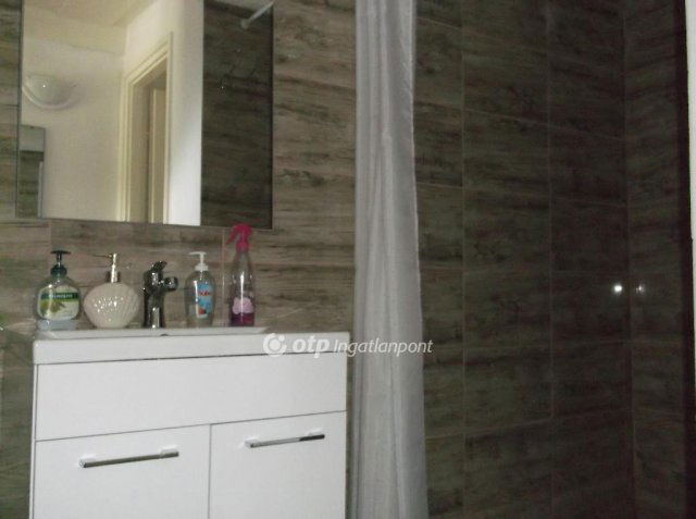 Eladó családi ház, Gyöngyöstarjánon 39.9 M Ft, 2 szobás