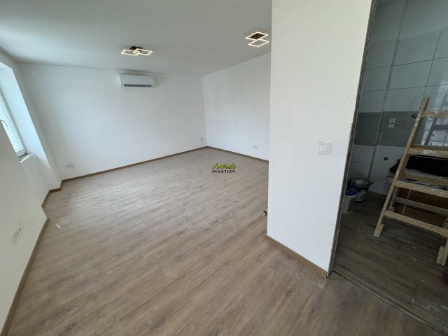 Eladó téglalakás, Sopronban 63.9 M Ft, 1+2 szobás