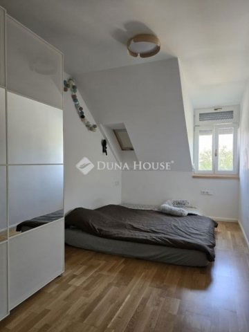 Eladó sorház, Vácon 125 M Ft, 4 szobás / költözzbe.hu