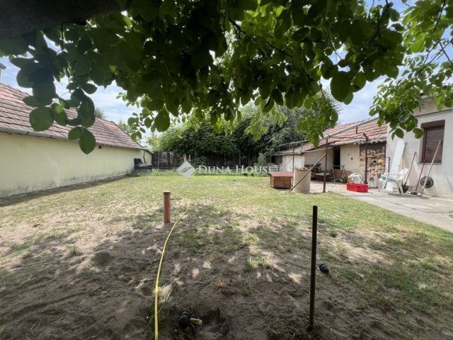 Eladó családi ház, Kisteleken 45 M Ft, 2 szobás