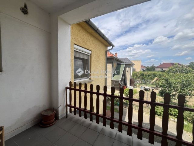 Eladó családi ház, Szombathelyen 104.99 M Ft, 9 szobás