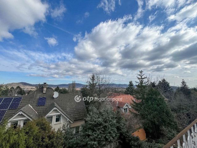 Eladó téglalakás, Budapesten, II. kerületben 94.9 M Ft, 4 szobás